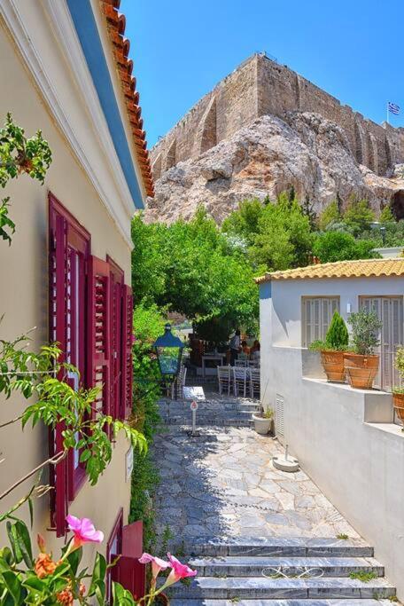 At The Foot Of Acropolis. Villa Athen Eksteriør billede